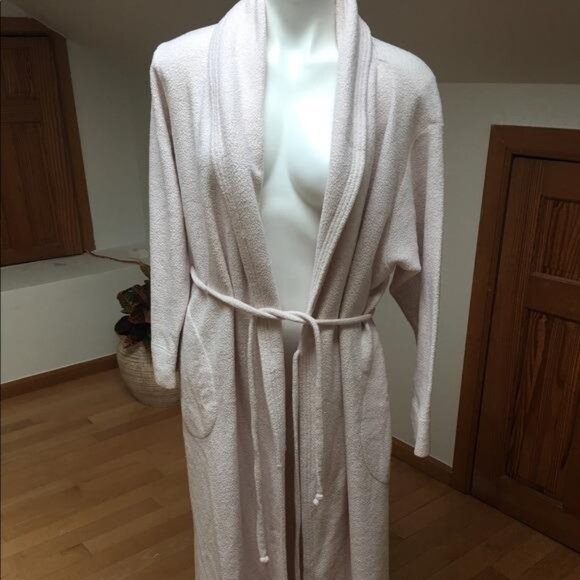 Victoria’s Secret maxi robe - Picture 1 of 9